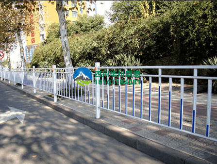 人行道隔离护栏